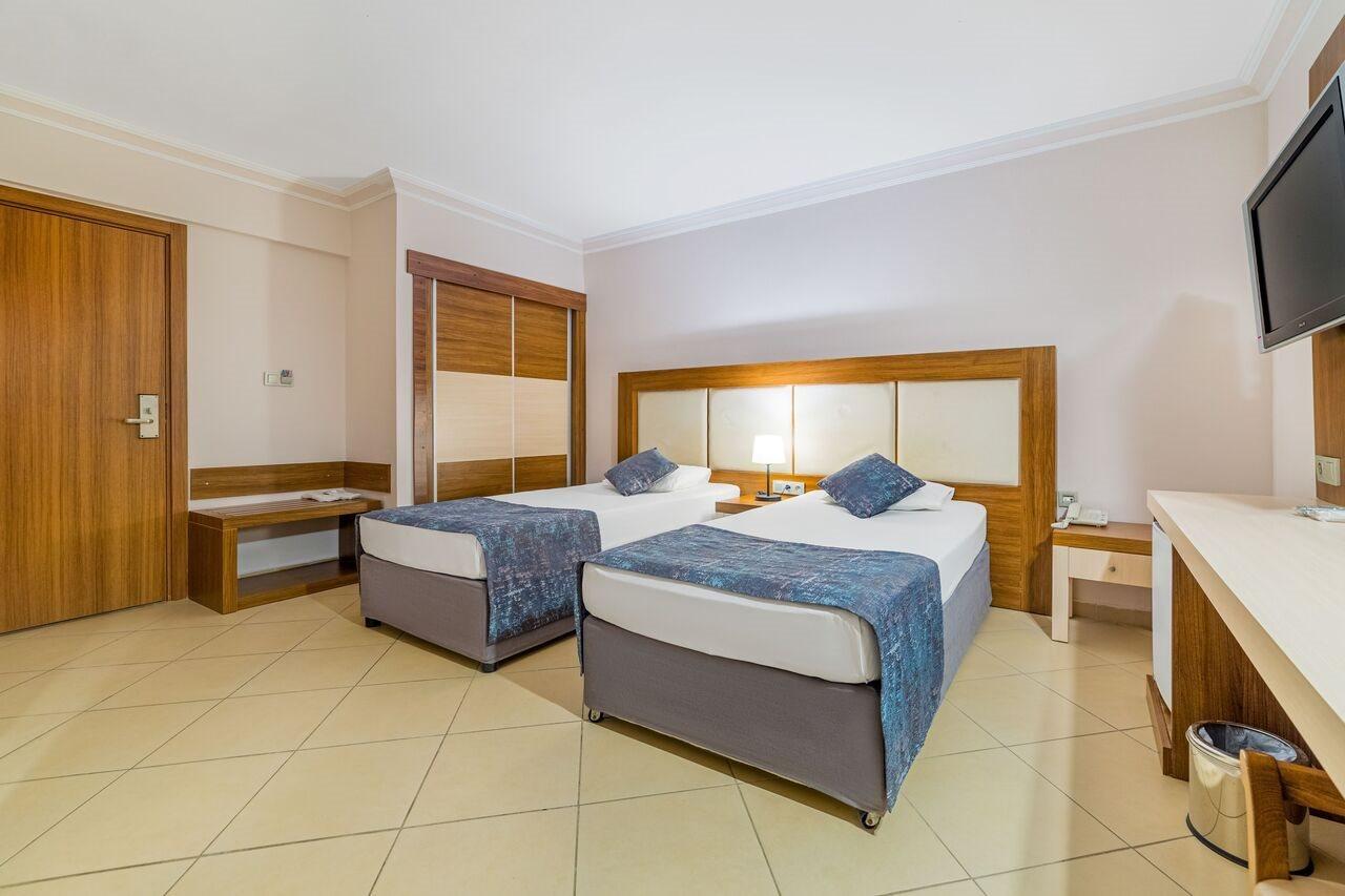 Justiniano Club Alanya Hotel Okurcalar Exterior photo